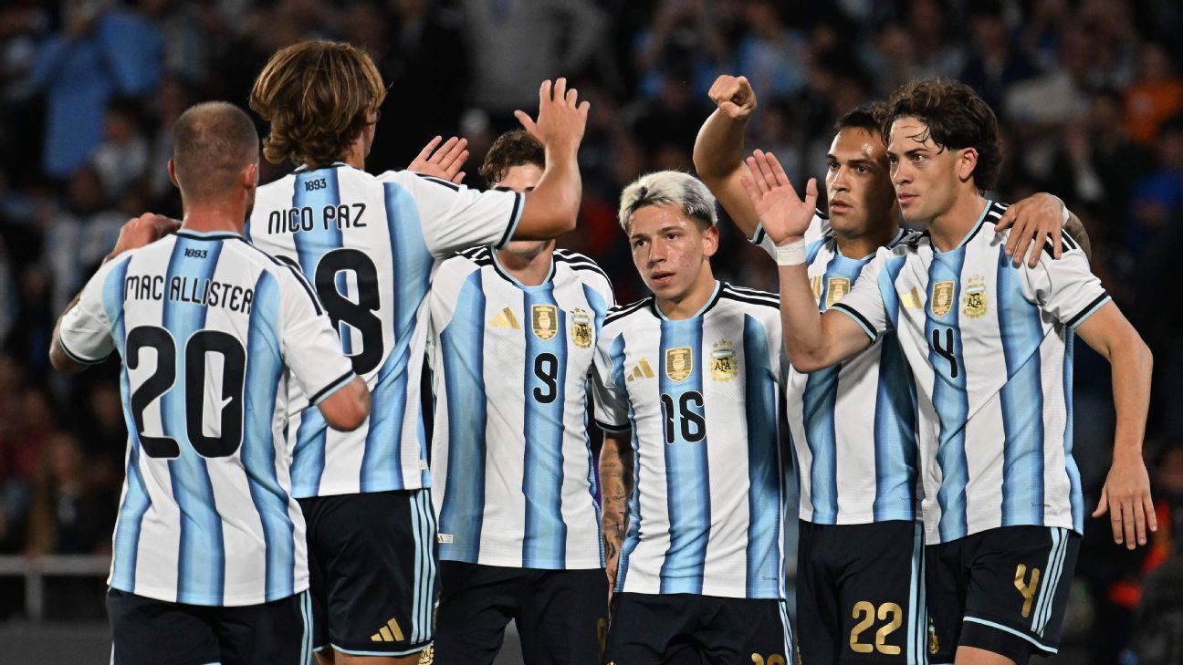 Argentina goleó a Bolivia con su sello, en su primer amistoso post Mundial