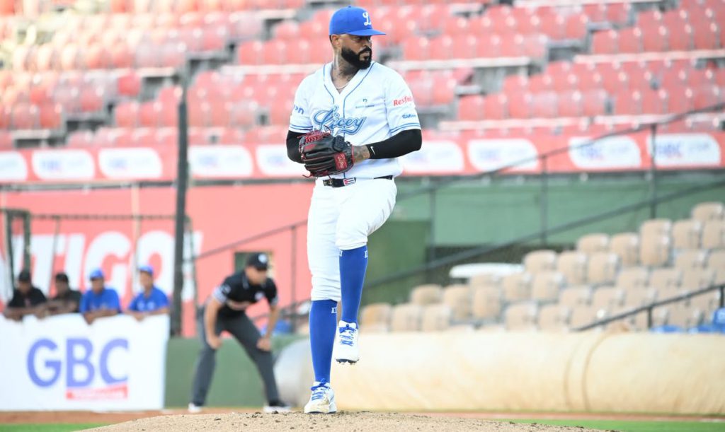 Licey cede ante Gigantes en Estadio Quisqueya