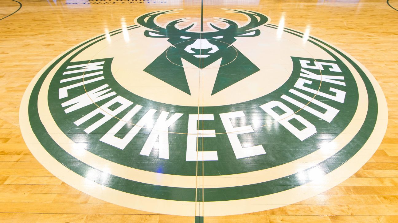Bucks ajustan horario de apertura para evitar conflicto con la Serie Mundial