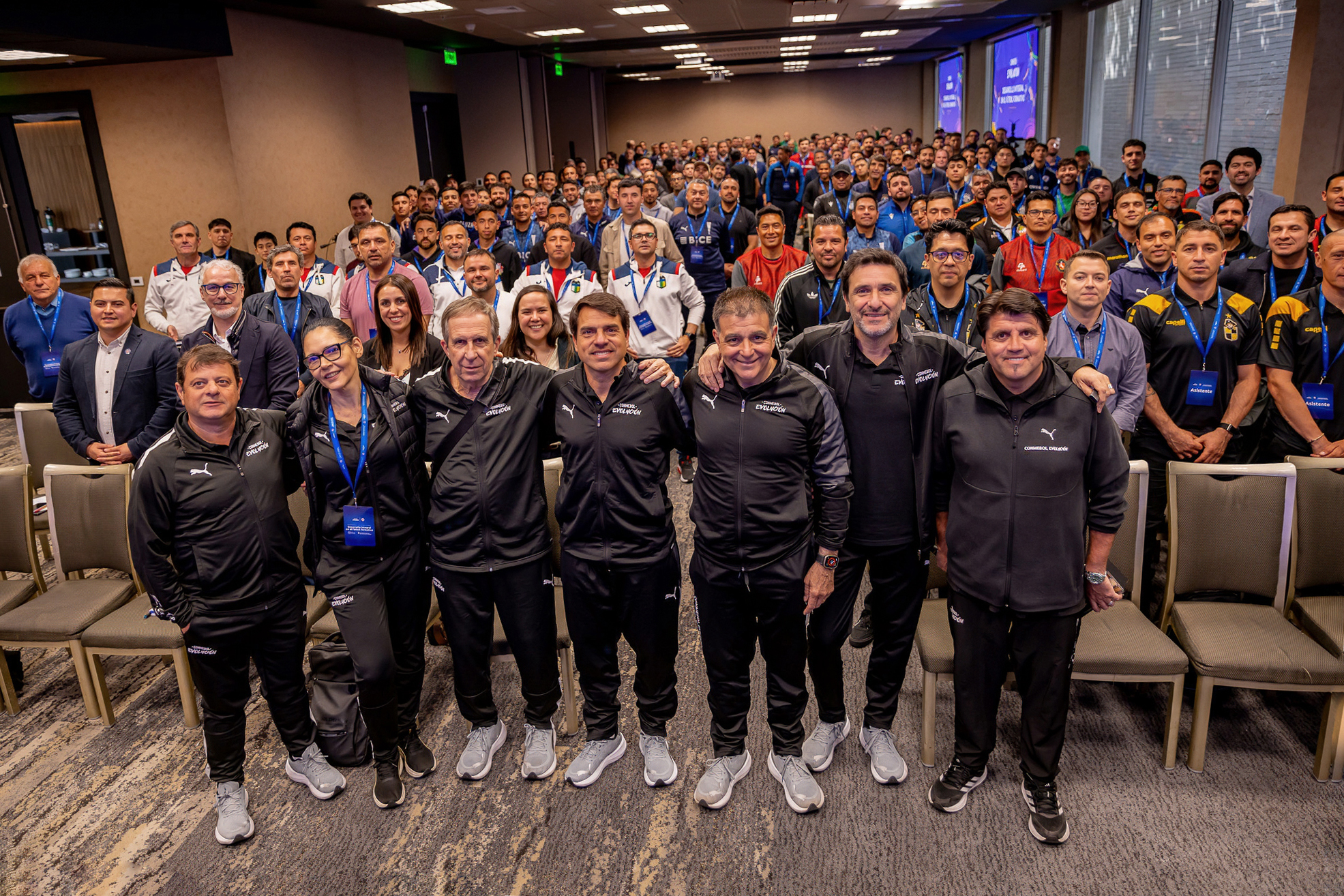CONMEBOL fortalece el desarrollo del fútbol formativo con un Seminario Internacional en Chile