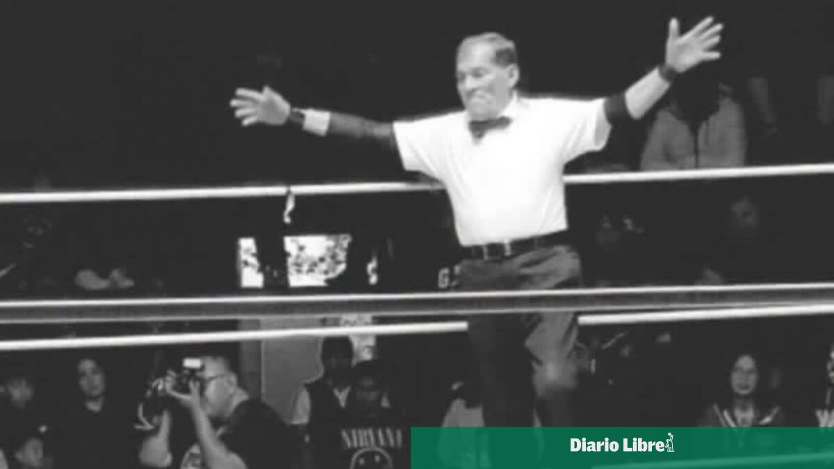 Réferi muere tras recibir una peligrosa llave de lucha libre en México
