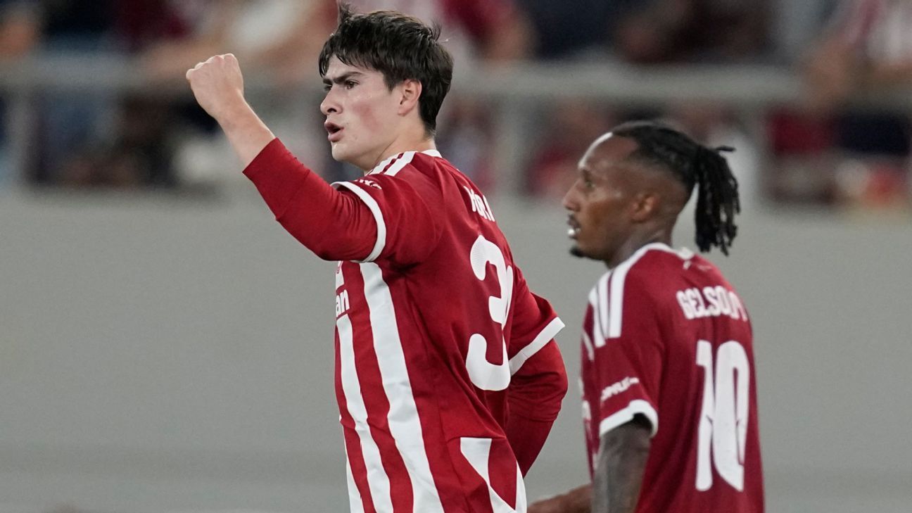 ¿Cómo la Hormiga González ha perdido minutos en el Olympiacos?