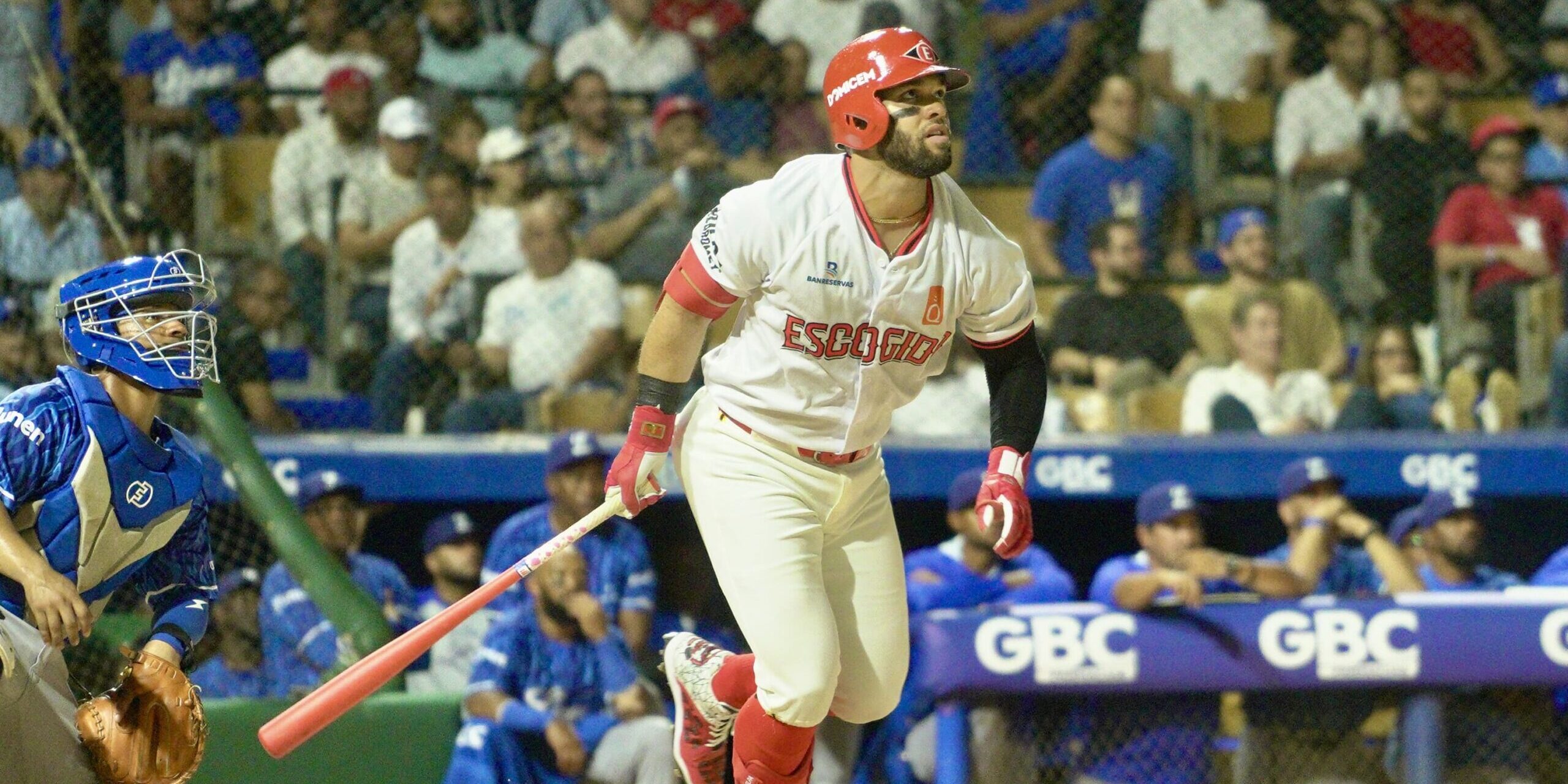 Lake y Marmolejos remolcan en derrota ante Licey