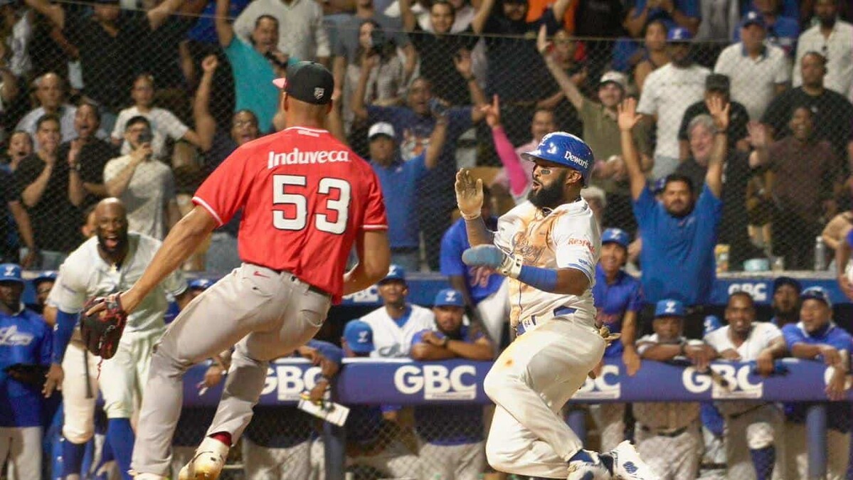Cuádruple empate en el primer lugar destaca del primer fin de semana de pelota otoño-invernal