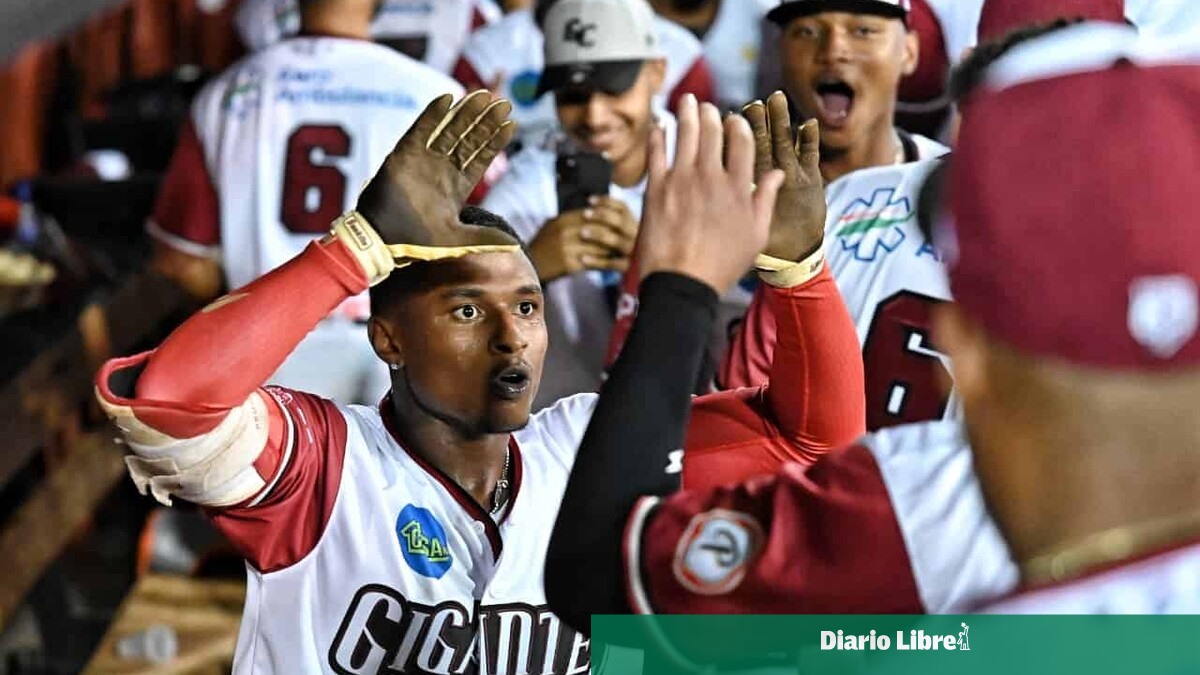 Wily Peralta controló a las Águilas y los Gigantes ganan en casa 4-1 en el día de apertura