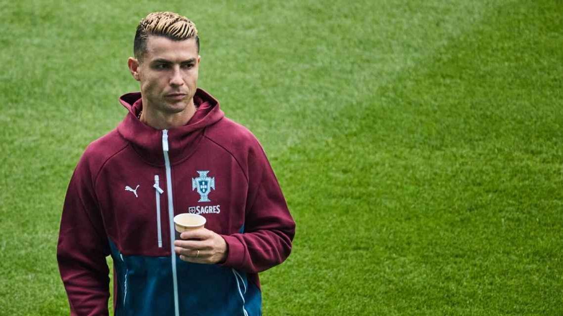 Cristiano iba a ser suplente otra vez, DT de Portugal explica motivo