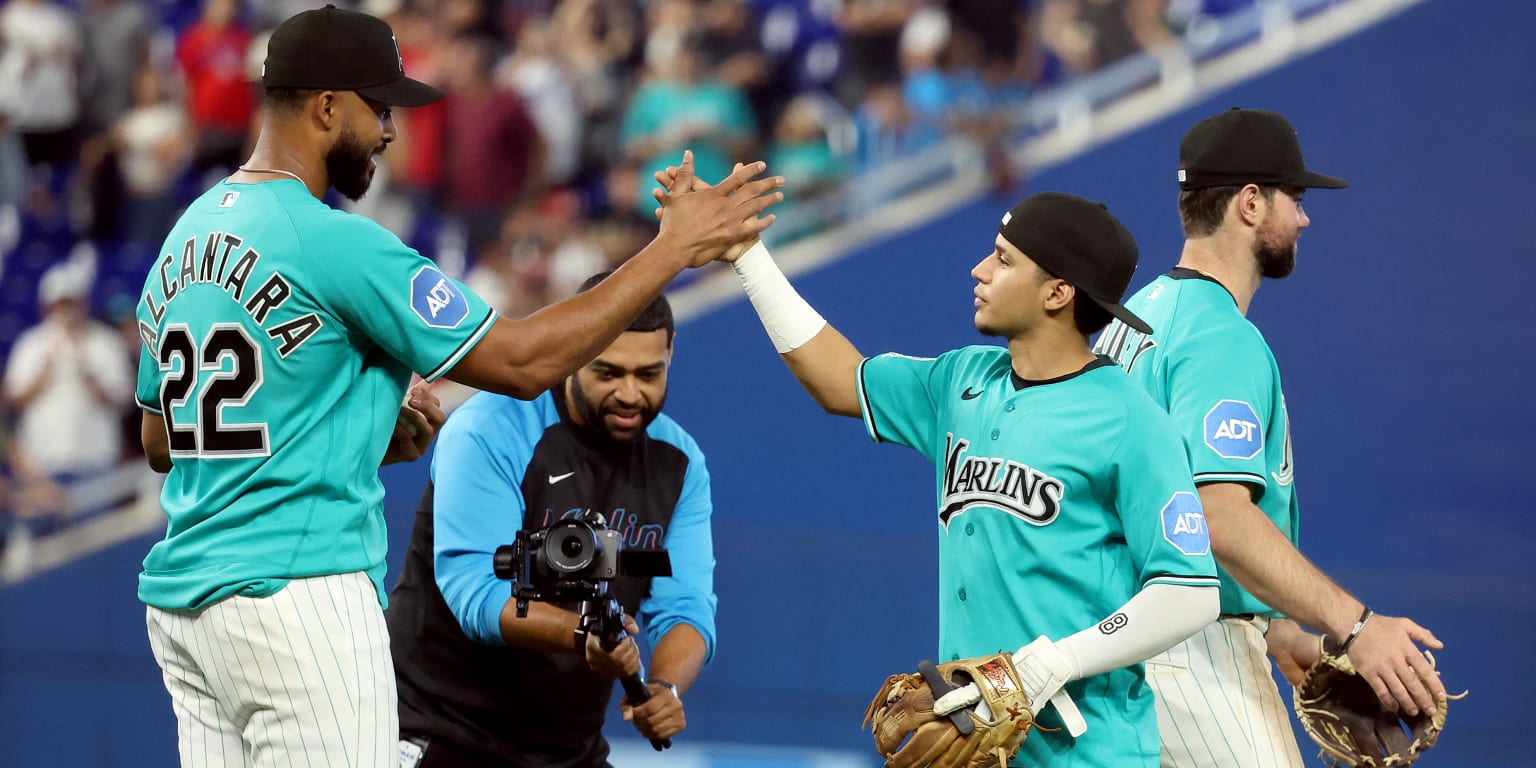 Cinco grandes interrogantes que enfrentan los Marlins de cara a la temporada baja