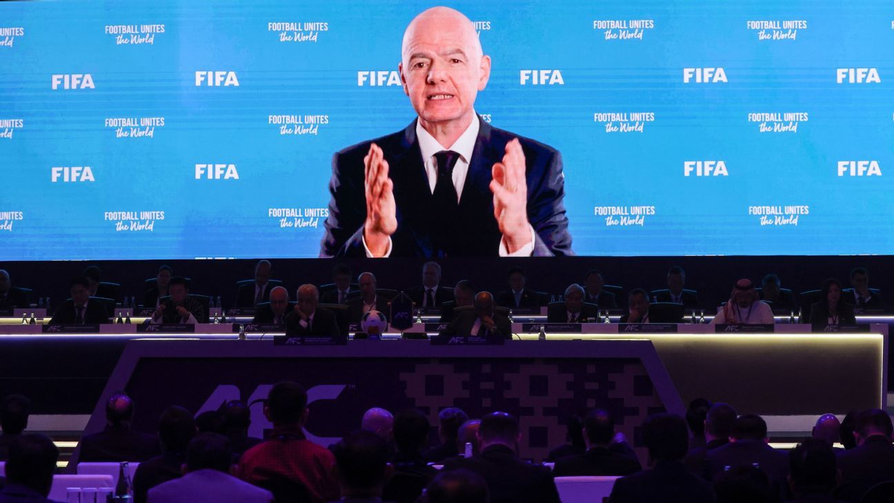 Infantino busca apoyo para ser reelecto en FIFA con viaje a Asia