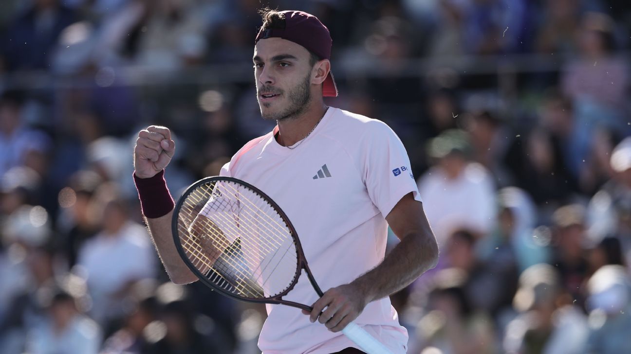 Fran Cerúndolo jugó un tenis de alto vuelo, superó sin problemas a Mensik y se metió en los cuartos de final de Beijing