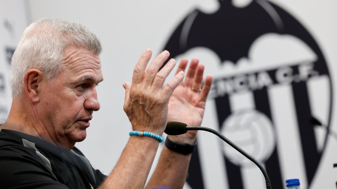 ¿Cómo han sido las primeras semanas de Javier Aguirre en Valencia?