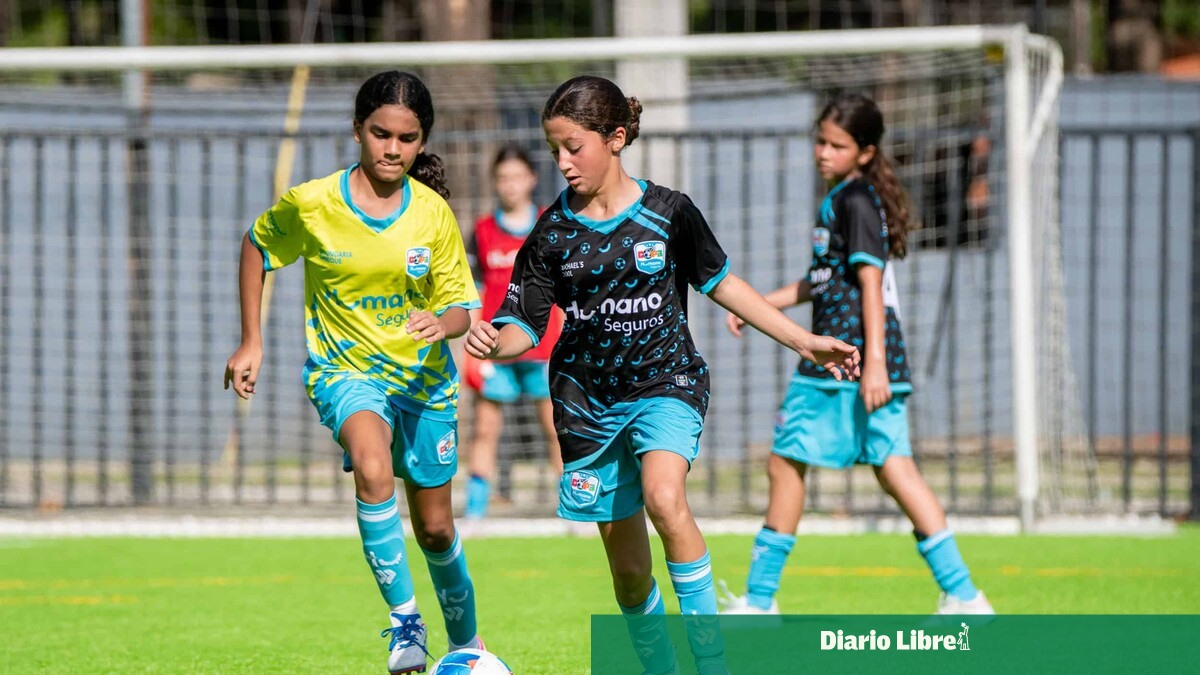 Copa Humano Seguros de Fútbol llega a semifinales en ambas ramas